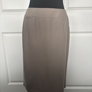 *NWT* Talbots Pencil Skirt in Tan or Light Taupe Size 6
